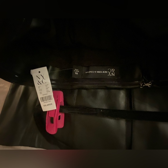 New York & Company Faux Leather Strapless Dress NWT - Picture 12 of 15